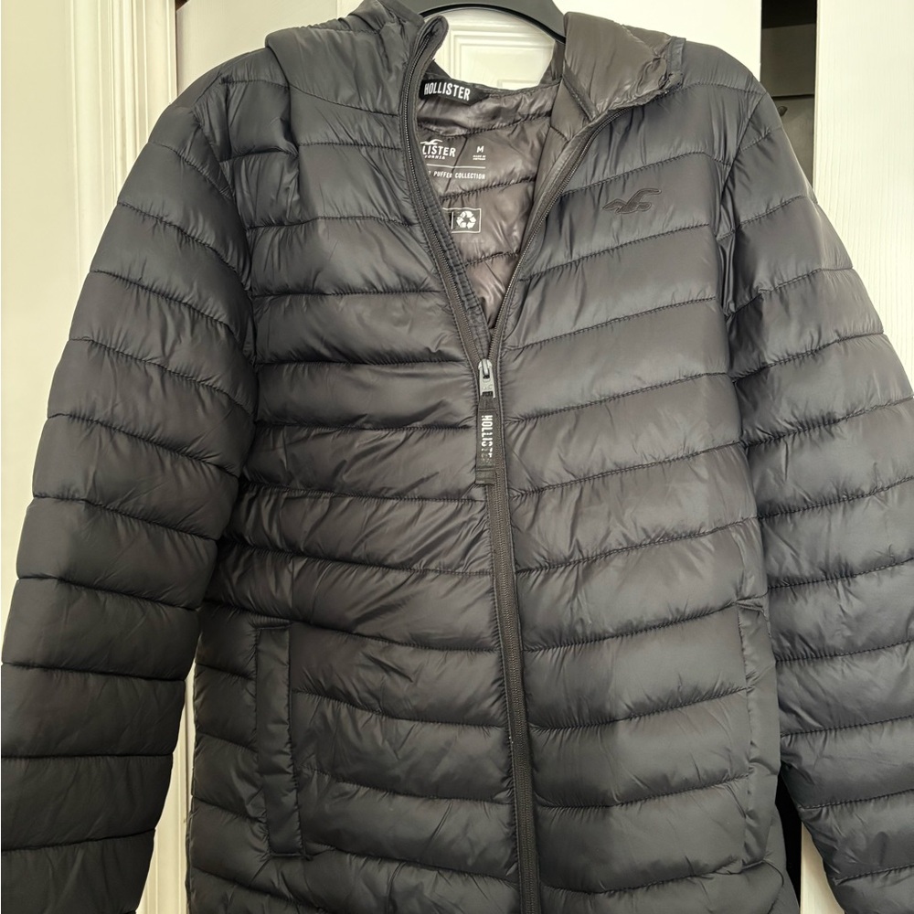 Men’s Size (M) Hollister Charcoal Quilted Jacket
